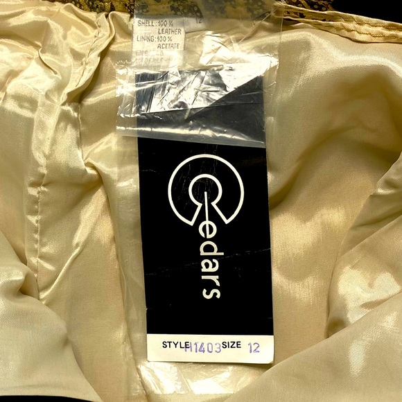 🎉HP🎉 NWT CEDARS Gold & Black Metallic Animal Print Lined Leather Pants Size 12 - Picture 4 of 16